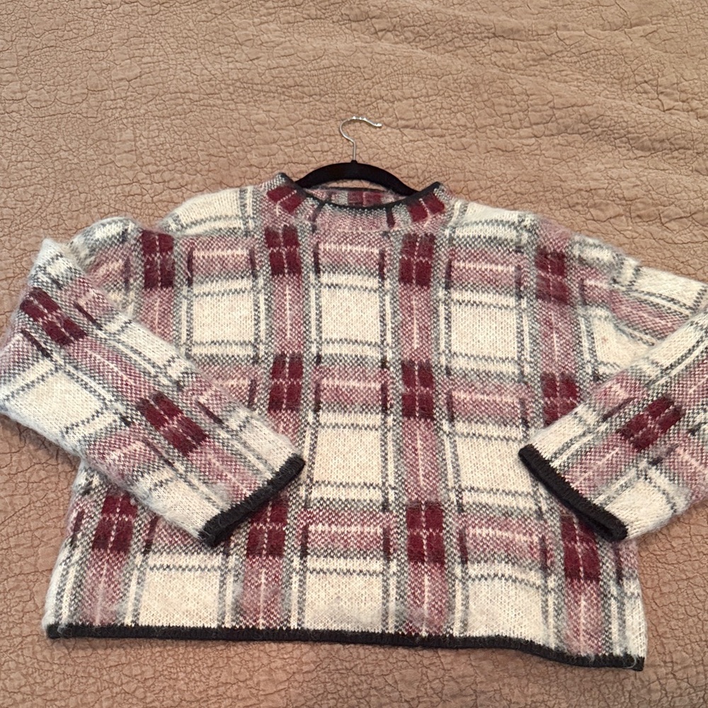 Design History Cream Plaid Crewneck Sweater with Burgundy and Gray